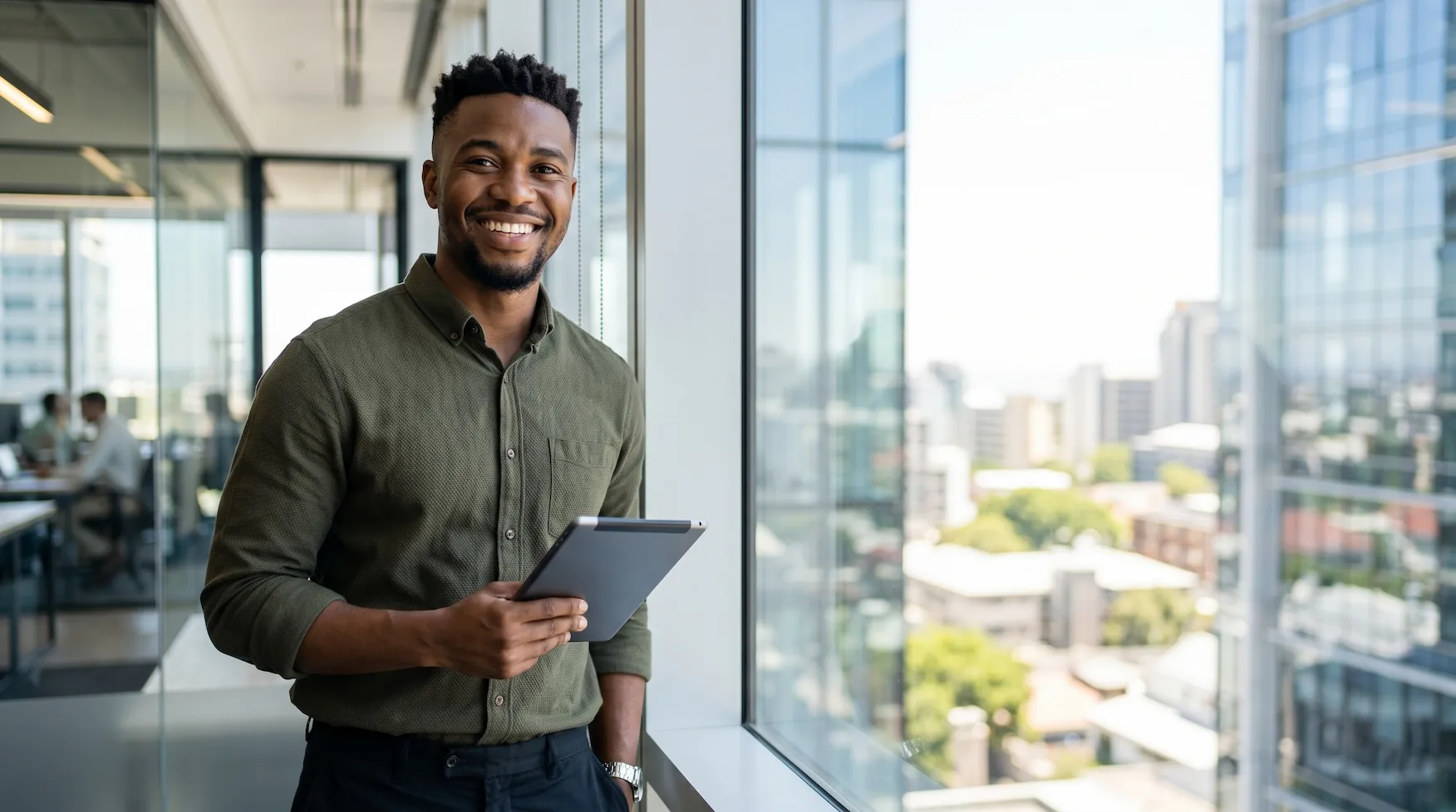 Empresário com digitalização da gestão