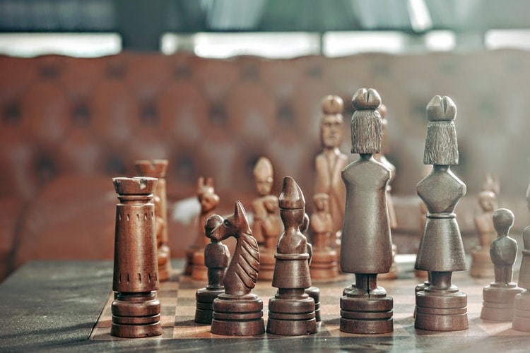 Chess without a queen: beyond COVID-19 - Blog
